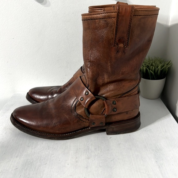FRYE Harness Leather Boots - Picture 5 of 13